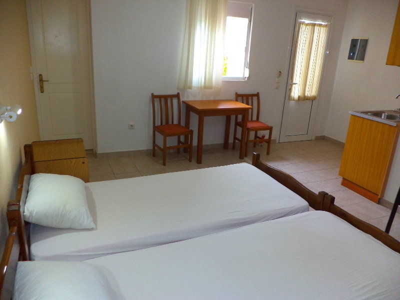 Dionysios Studios Skala  Екстериор снимка
