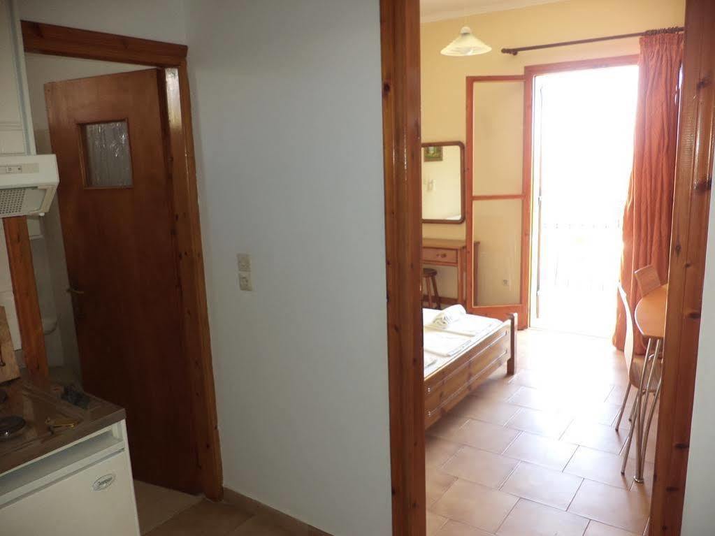 Dionysios Studios Skala  Екстериор снимка