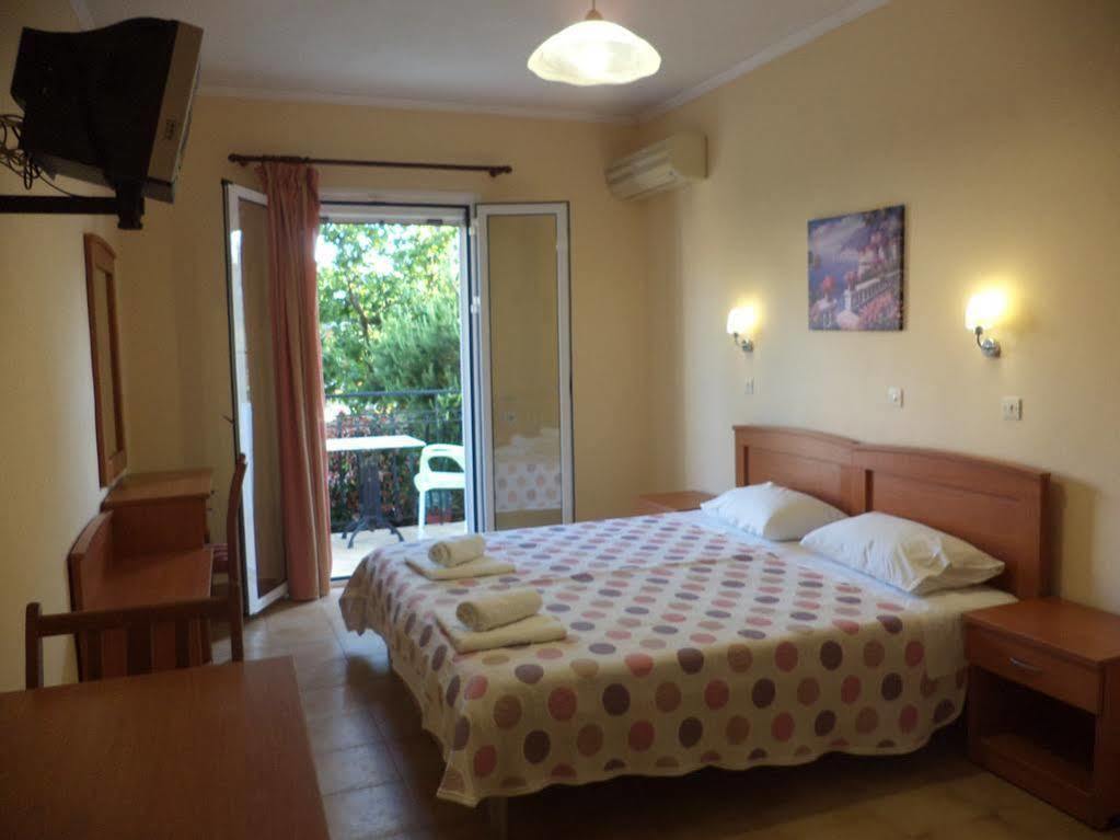 Dionysios Studios Skala  Екстериор снимка
